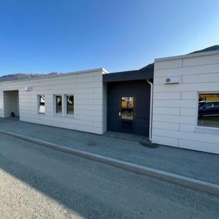 Studio Leiligheit Sogndal Exteriör bild
