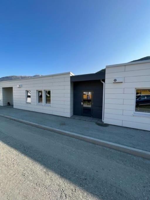 Studio Leiligheit Sogndal Exteriör bild
